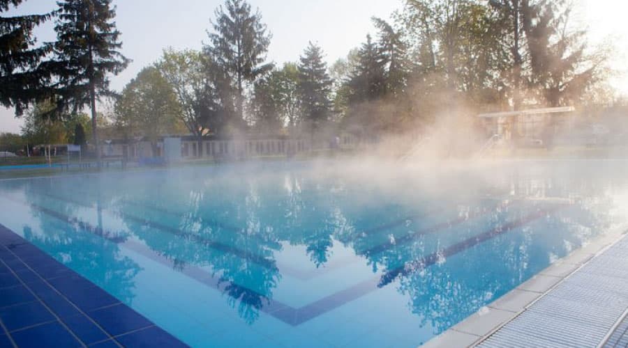 What Is The Best Way To Heat A Swimming Pool