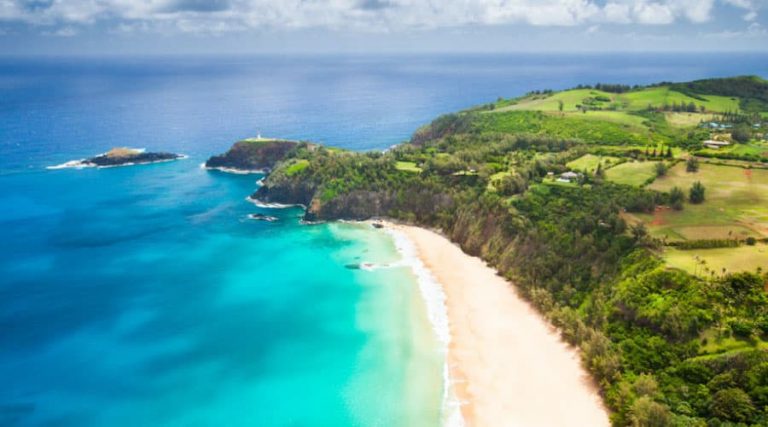 Which Hawaiian Island Has The Best Beaches For Swimming